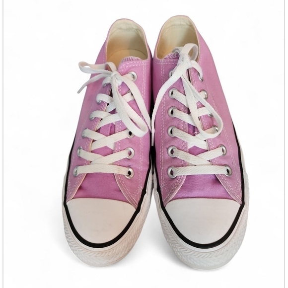 Converse Chuck Taylor All Star Low Top Unisex Purple Canvas 155576C Sz 8.5 Women - Picture 5 of 9